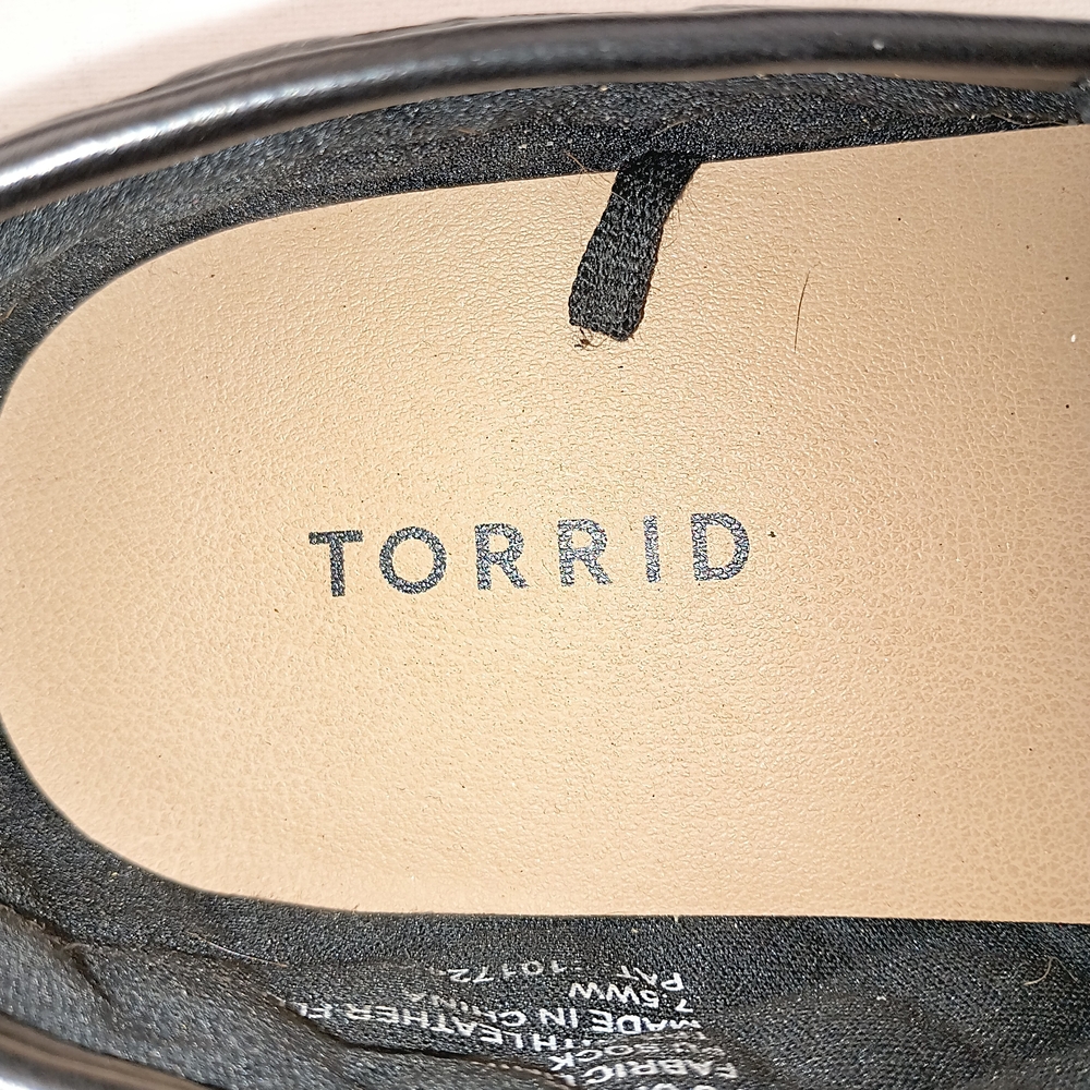Torrid Black Quilted Slip-On Sneakers - Picture 5 of 6